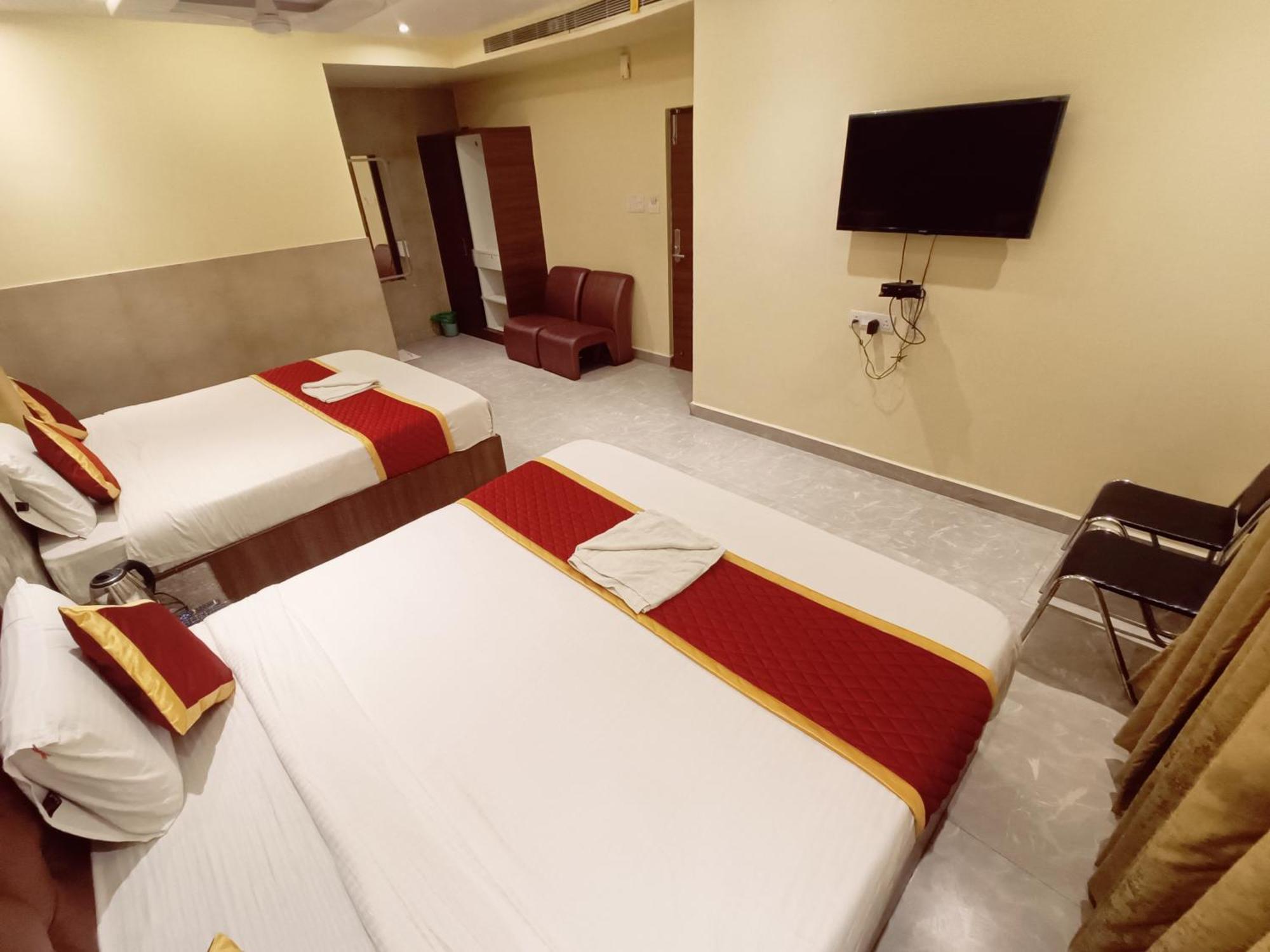 Mrv Inn Triplicane Chennai Exterior foto